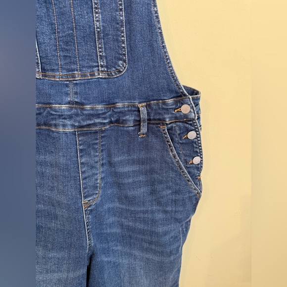 Judy Blue Classic Denim Shortalls *GREAT CONDITION* - Picture 4 of 12